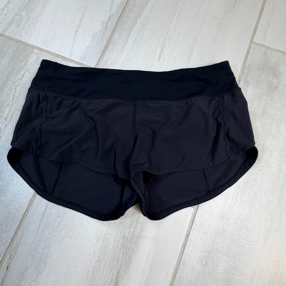 Lululemon Speed Up Low-Rise Lined Short 2.5 Black W7AO8S Size 8